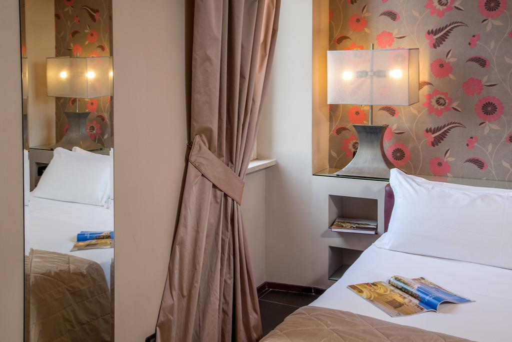 โรมา ดรีมมิ่ง สวีทส์&ลอฟท์ส์ Hotel ภายนอก รูปภาพ