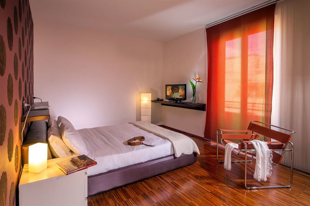 โรมา ดรีมมิ่ง สวีทส์&ลอฟท์ส์ Hotel ภายนอก รูปภาพ