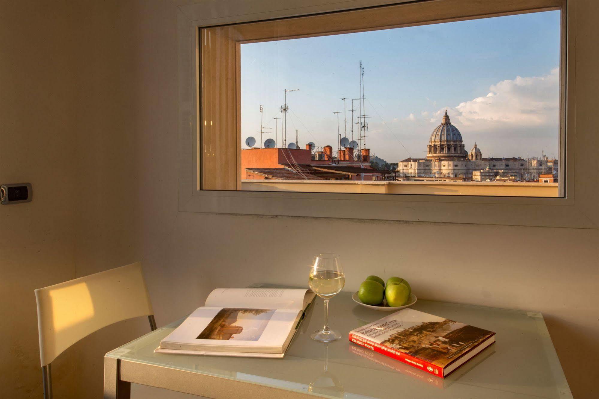 โรมา ดรีมมิ่ง สวีทส์&ลอฟท์ส์ Hotel ภายนอก รูปภาพ