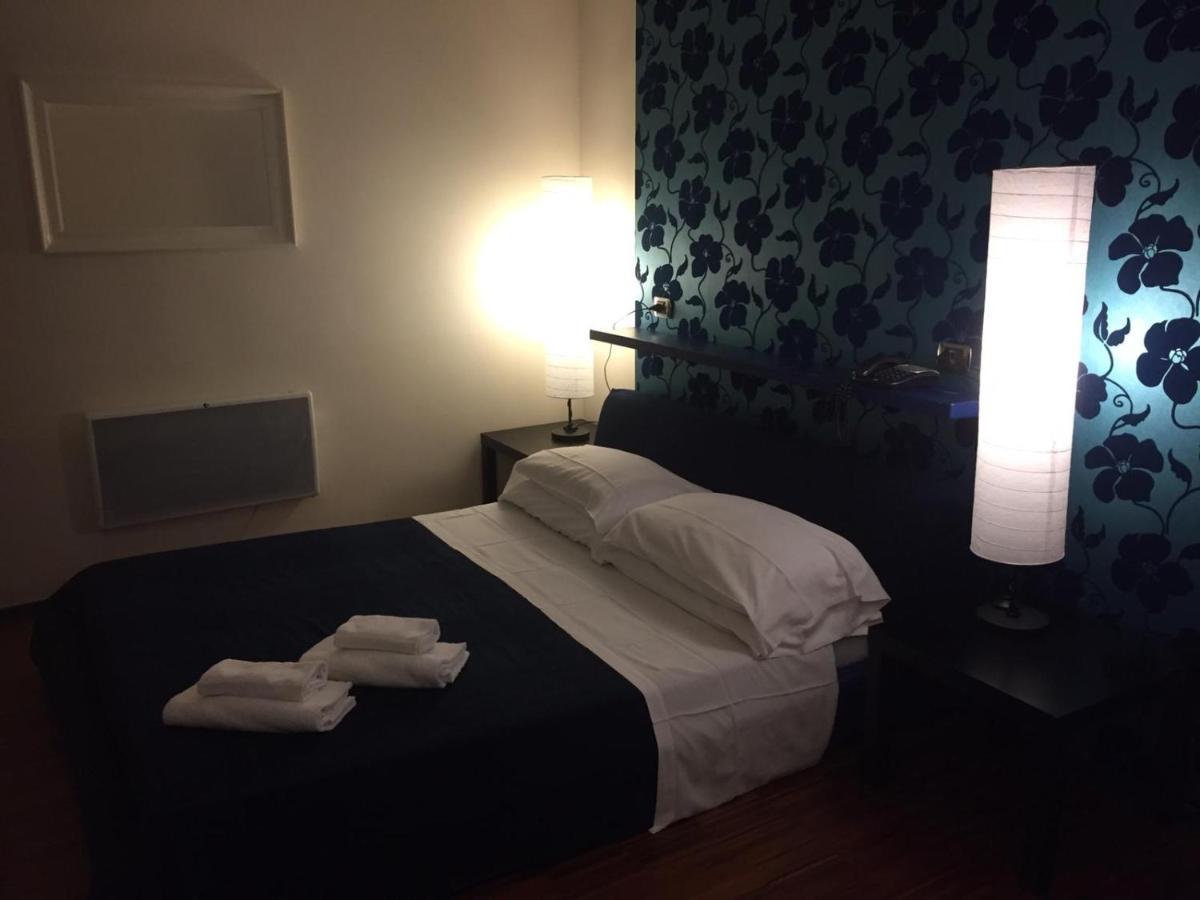 โรมา ดรีมมิ่ง สวีทส์&ลอฟท์ส์ Hotel ภายนอก รูปภาพ